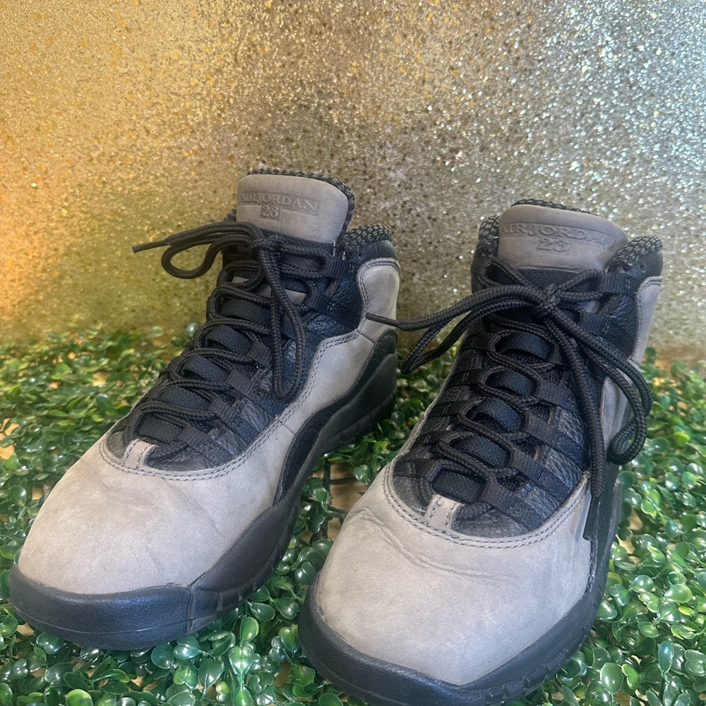 Jordan 10 Retro Dark Shadow/ True Red 2018 - Picture 4 of 4